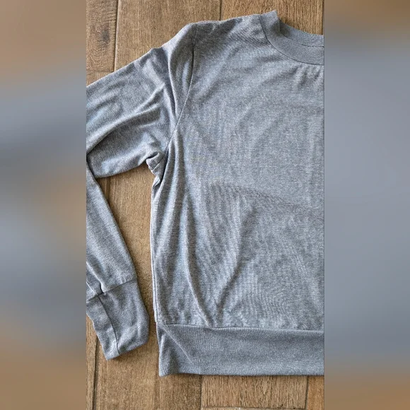 Vuori Smoke Blue Daydream Crew Sweatshirt - Picture 5 of 8